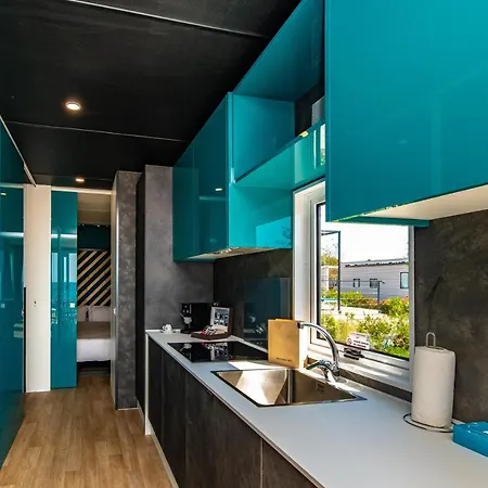 Arena Grand Kazela Homes Μεντουλίν