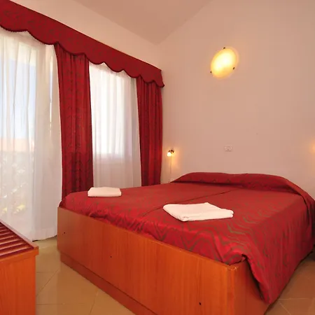Arena Grand Kazela Homes 4* Μεντουλίν