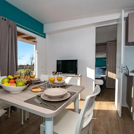 Πάρκο διακοπών Arena Grand Kazela Homes