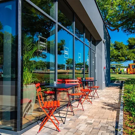 Arena Grand Kazela Camping Homes Holiday park