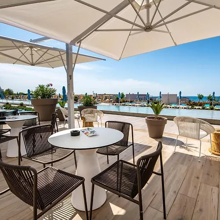 Πάρκο διακοπών Arena Grand Kazela Homes 4*