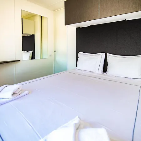 Arena Grand Kazela Homes 假日公园 梅杜林