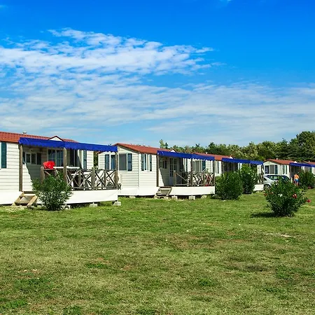 Arena Grand Kazela Homes 4*