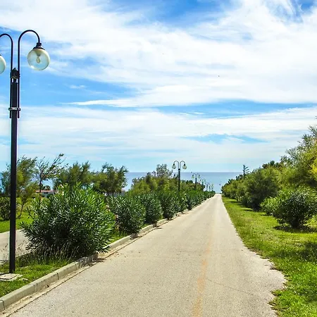 Arena Grand Kazela Homes Πάρκο διακοπών 4*