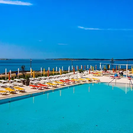 Πάρκο διακοπών Arena Grand Kazela Homes