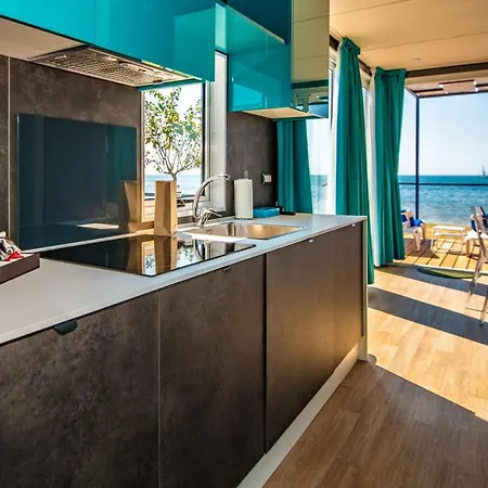 Arena Grand Kazela Homes 4*
