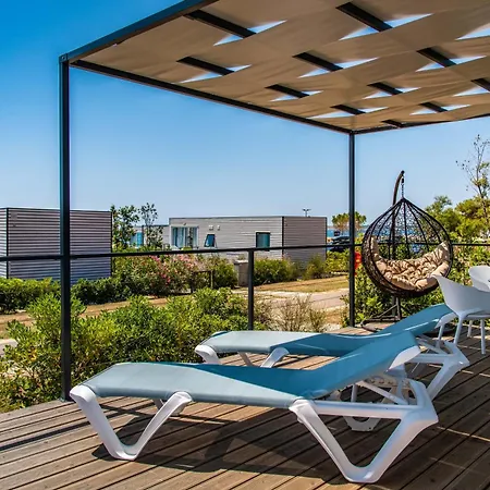 Arena Grand Kazela Homes Ferienpark 4*