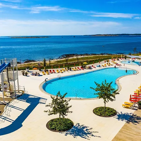 Arena Grand Kazela Homes База отдыха Медулин