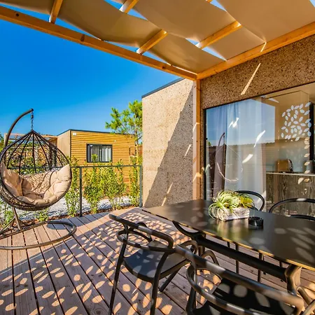 Arena Grand Kazela Homes 4*