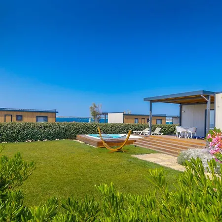 Arena Grand Kazela Homes 4*