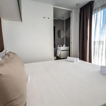Arena Grand Kazela Homes منتزه العطل ميدولين