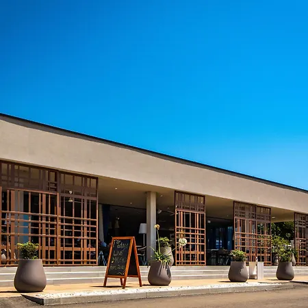 Arena Grand Kazela Homes منتزه العطل 4*